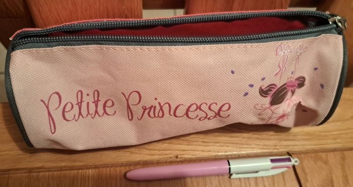 Trousse d'école Princesse - photo numéro 3