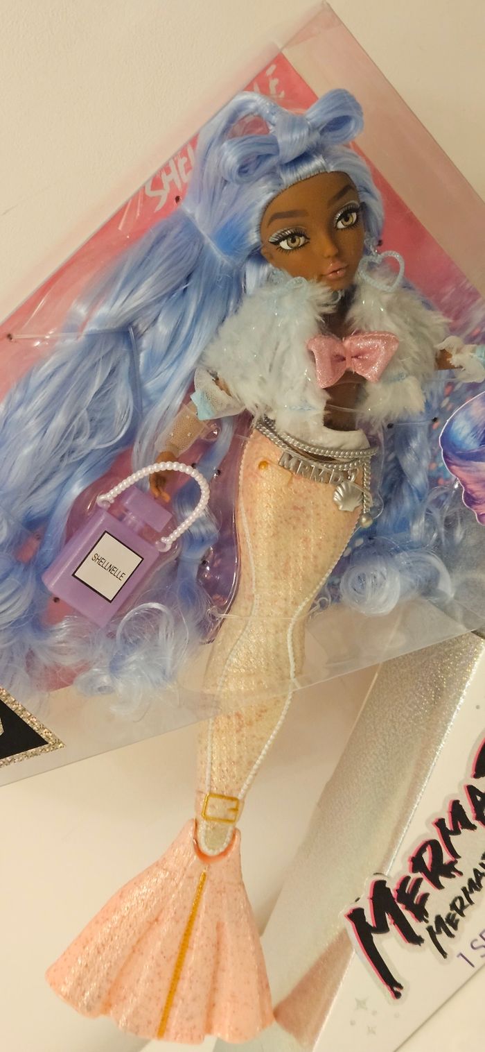 Mermaze Mermaidz - SHELLNELLE - Poupée mannequin sirène de collection avec 1 queue qui change de couleur - photo numéro 2