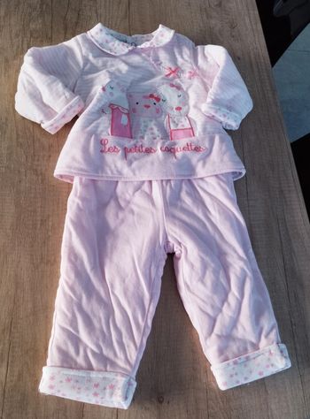 Pyjama deux pièces bien chaud fille rose clair fleurs taille 9 mois