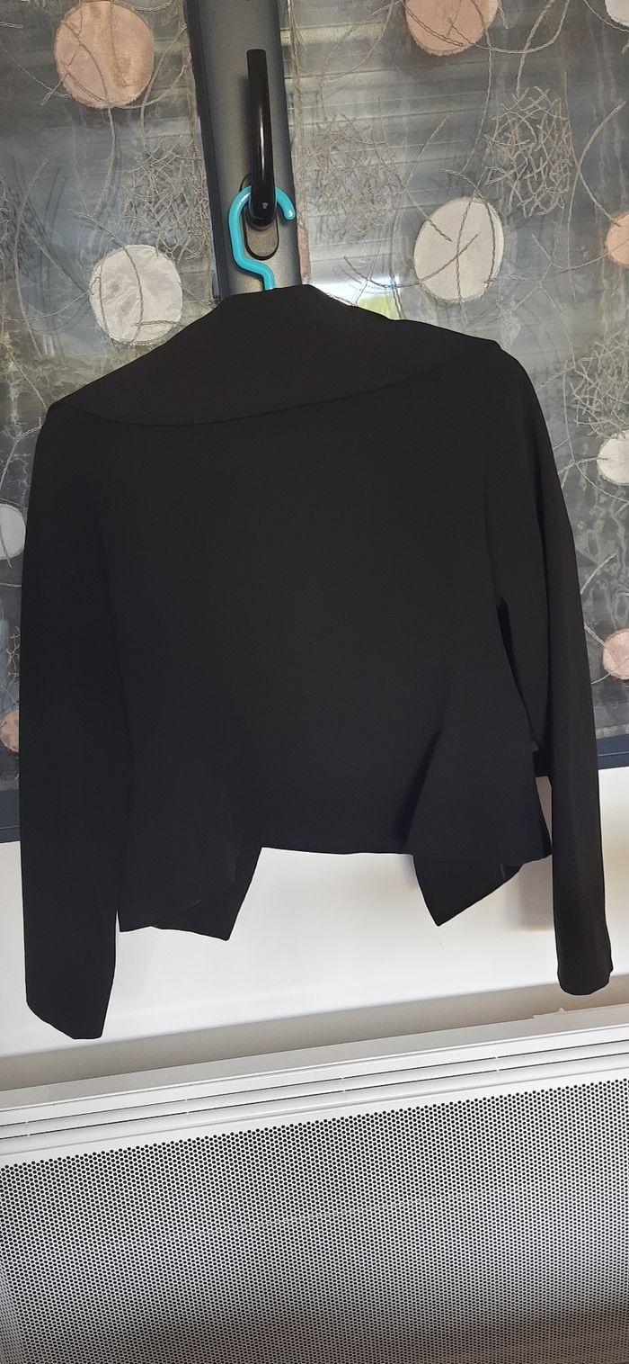 Veste noire Taille 38 - photo numéro 2