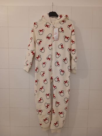pyjama une piece motifs minnie taille 8 ans neuf 