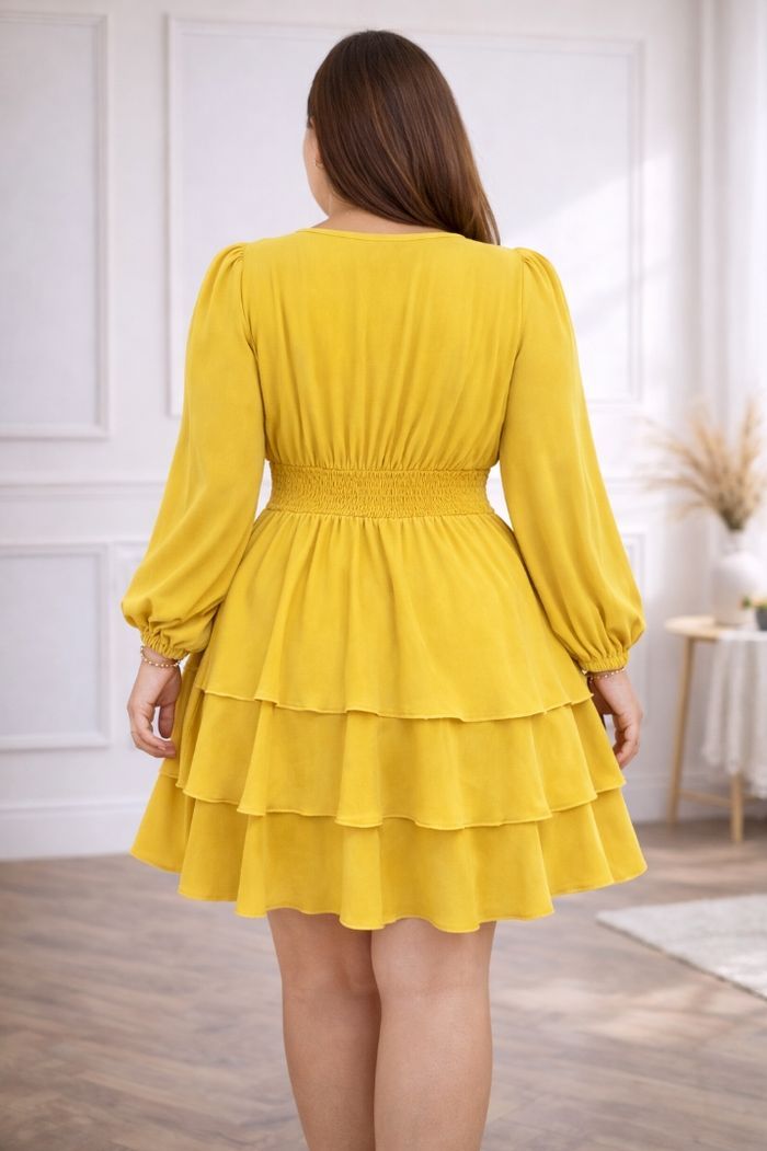 Robe patineuse manches longues bouffantes jaune citron pepsy Femme taille 54 marque Asos 💍 - photo numéro 2