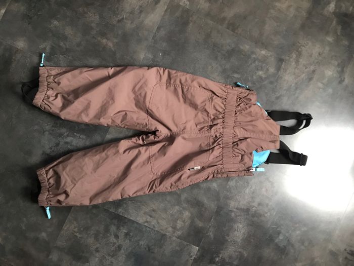 Salopette de ski 3 ans Go Sport état neuf - photo numéro 2