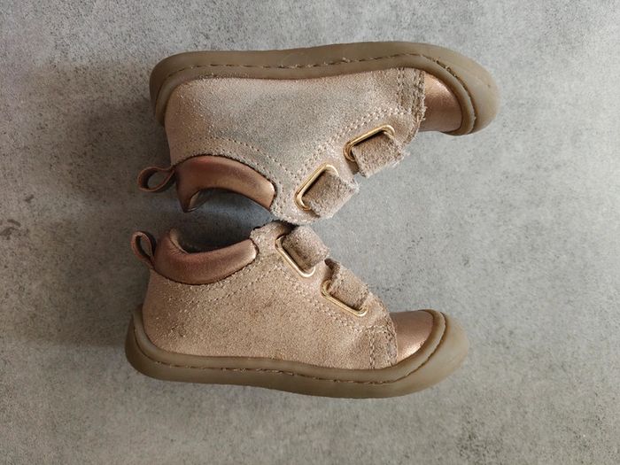 Baskets bottines en cuir à scratch dorées vertbaudet taille 22 - photo numéro 2