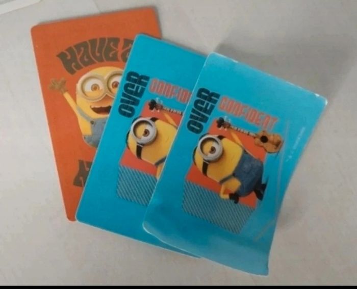 Jeu de 32 cartes et poster Minions - photo numéro 9