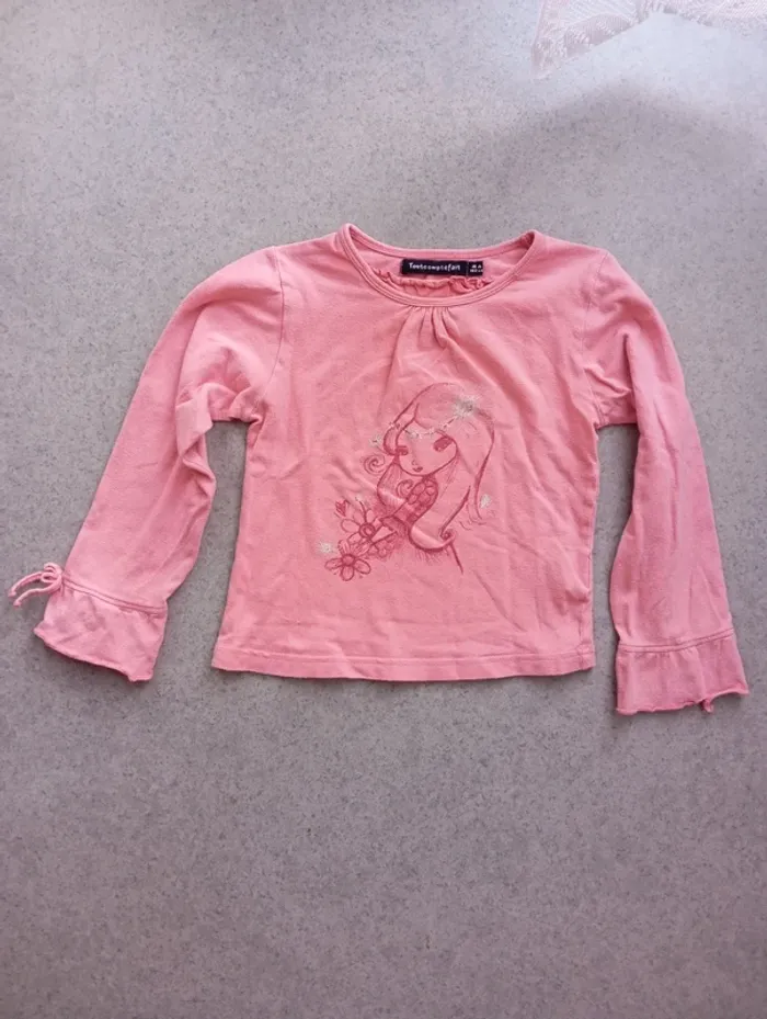 Haut 4ans tout compte fait