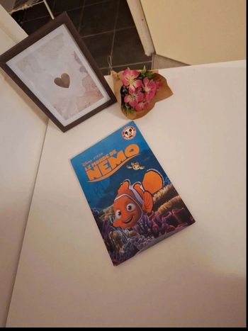 Livre Disney nemo bon état