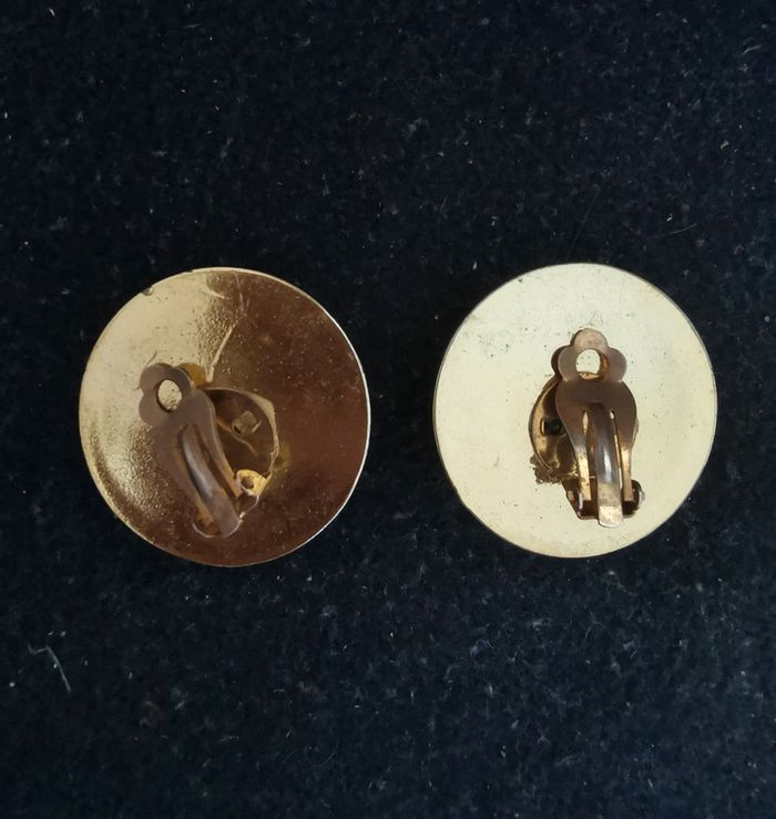 Boucles d'oreilles rondes a clips - photo numéro 2