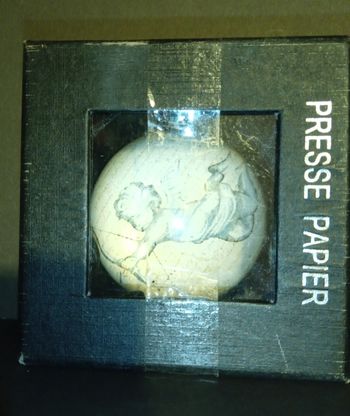 Presse-papier Cupidon en verre