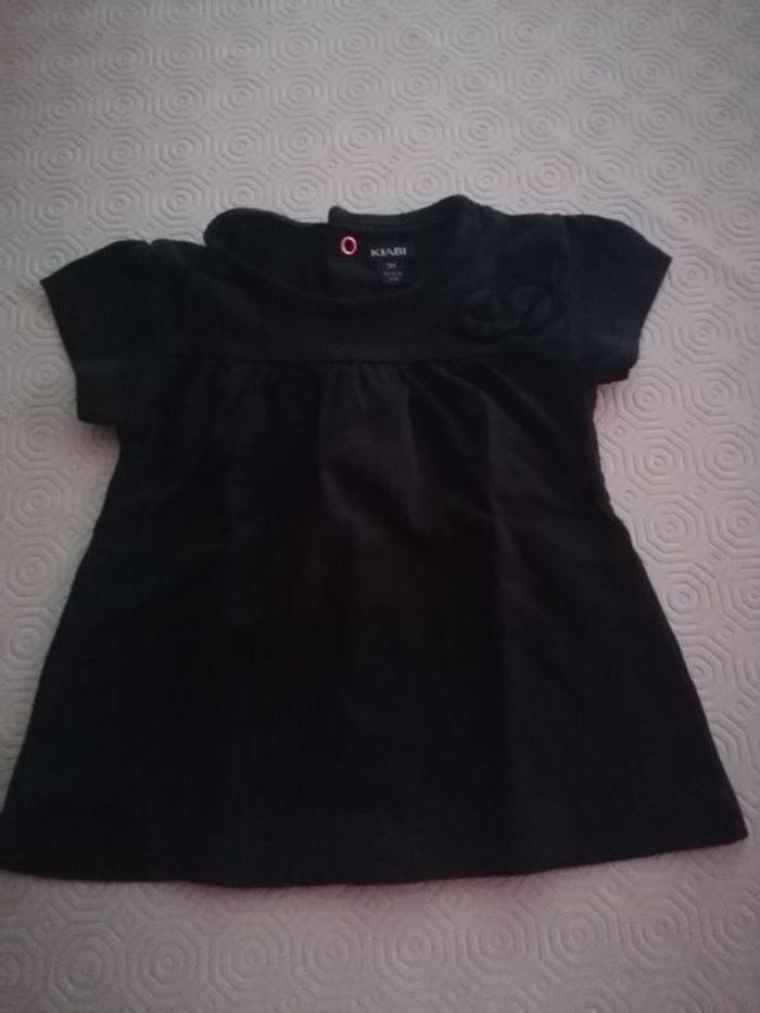 Belle robe manches courtes comme neuve
