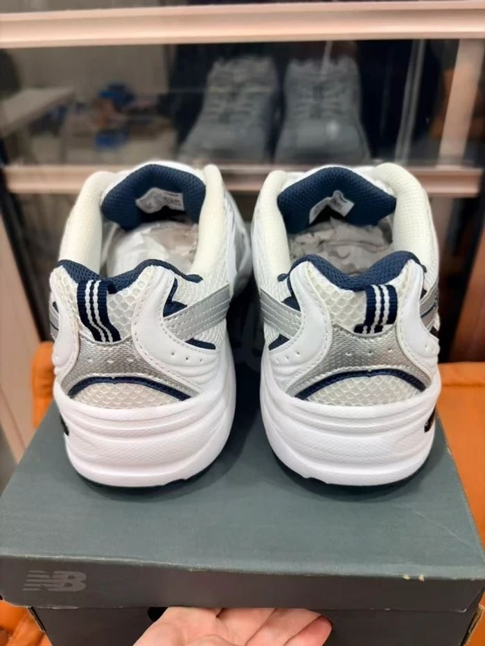 New Balance 530 Taille 44 - photo numéro 4