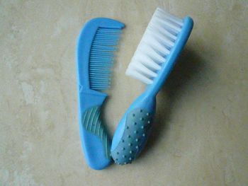 Lot peigne et brosse pour bébé – couleur bleue