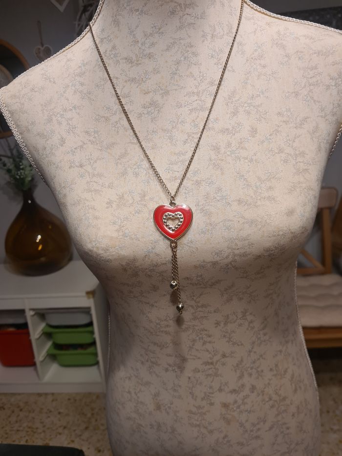 Collier long. 42 cm. Cœur rouge. - photo numéro 3