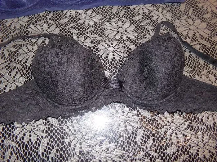 Lot soutien gorge - photo numéro 2