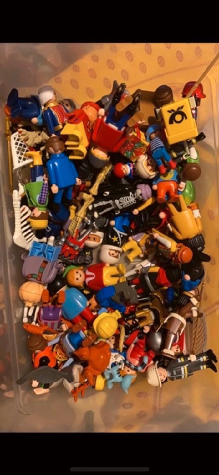 Playmobil lot caisse de jouet pour enfant