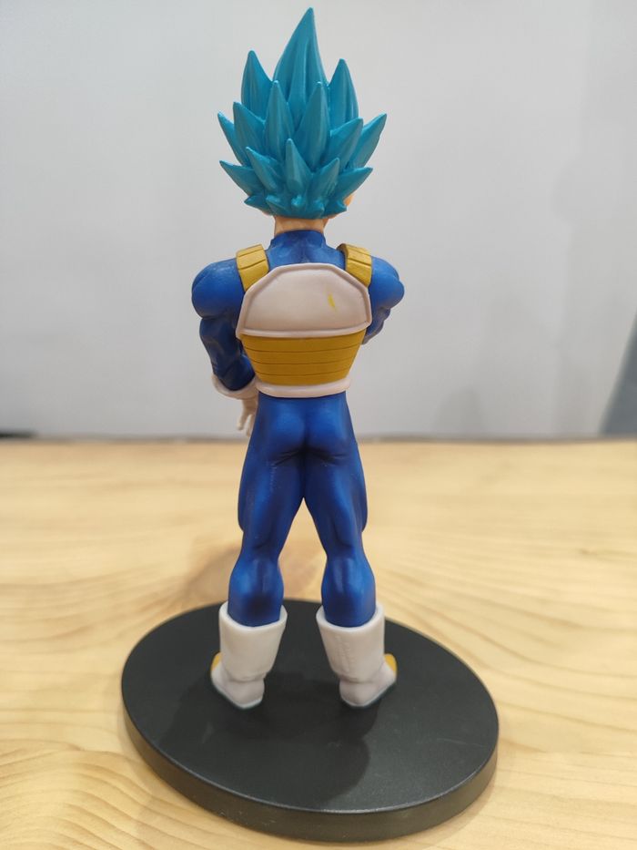 Figurine végéta ssj blue - photo numéro 2