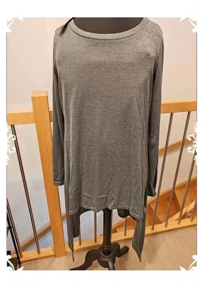 Pull zanzea gris