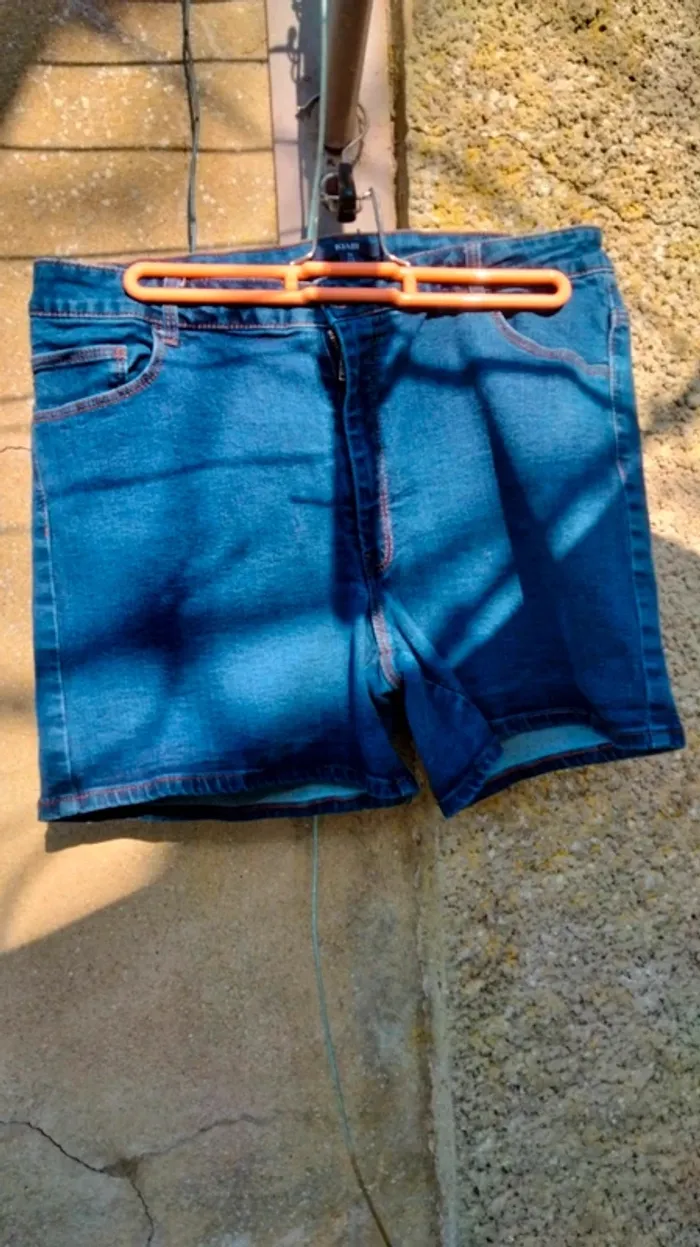 Short en jeans