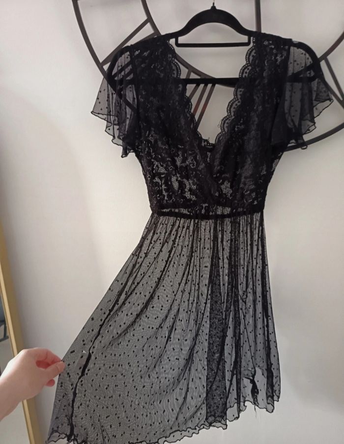 Nuisette transparente dentelle Shein M/38 Neuve - photo numéro 2