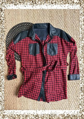 Chemisier carreaux rouge simili