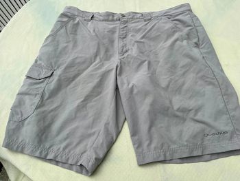 Short / bermuda  quechua taille 48