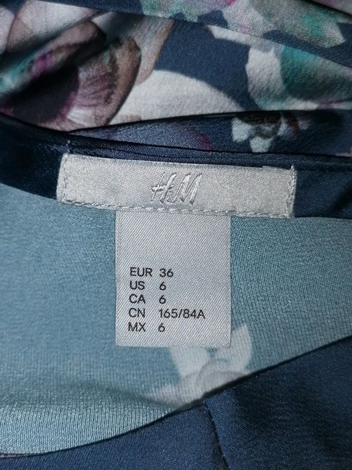Robe fleurie H&M 36 - photo numéro 2