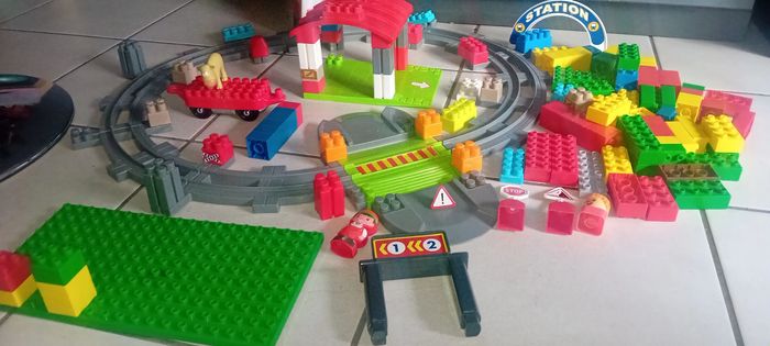 Lot jeux de construction - photo numéro 4