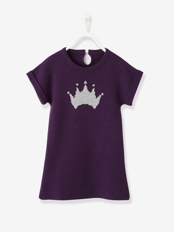 robe chaude violette et couronne argenté