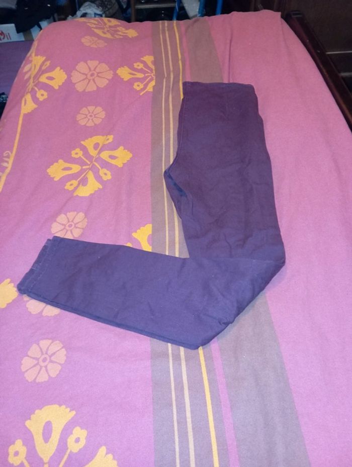 Pantalon Kiabi TBE taille 36 ouverture côté Bordeau