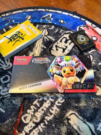 Boîte Surprise Pokemon Évolution Prismatique EV8.5 FR