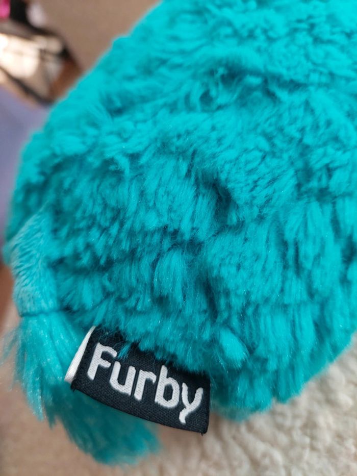Furby famosa hasbro - peluche furby bleu - photo numéro 5