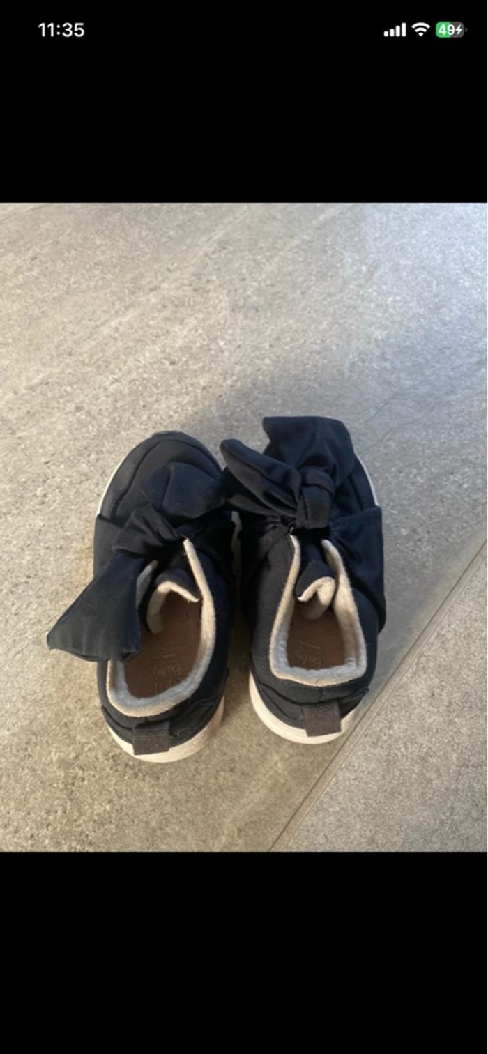 Basket Zara Baby bleue foncée Taille 23