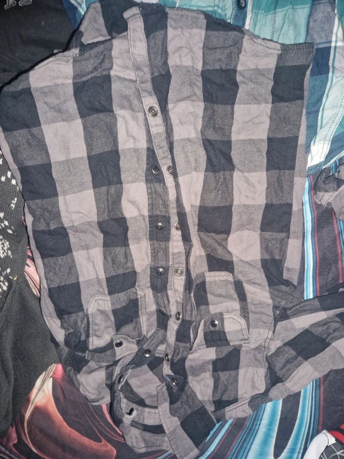 Lot de vêtements 10 ans - photo numéro 9