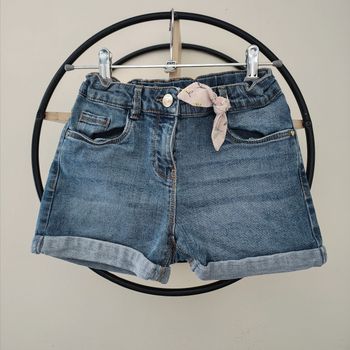 9 ans short en jean Tape à l'oeil étiquette coupée 