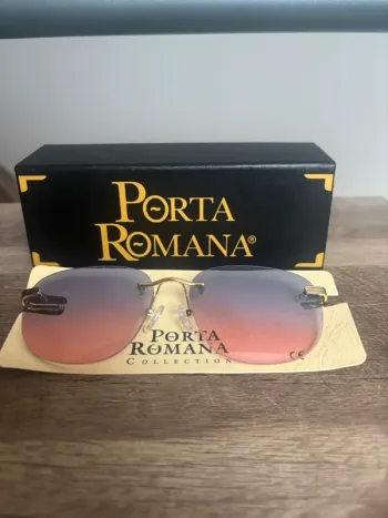 Lunette de soleil ovale Porta Romana verre bleu dégradé rougeâtre