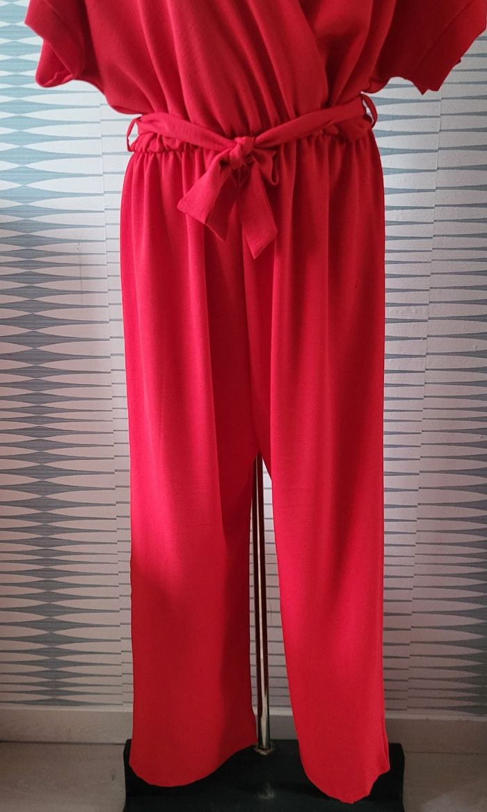 Combinaison pantalon rouge taille unique (42-48) neuve avec étiquette Kazaka by Pulpeuse et Chic - photo numéro 4