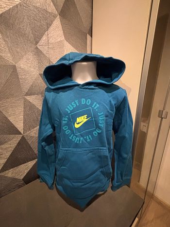 Sweat à capuche Nike 7 ans 