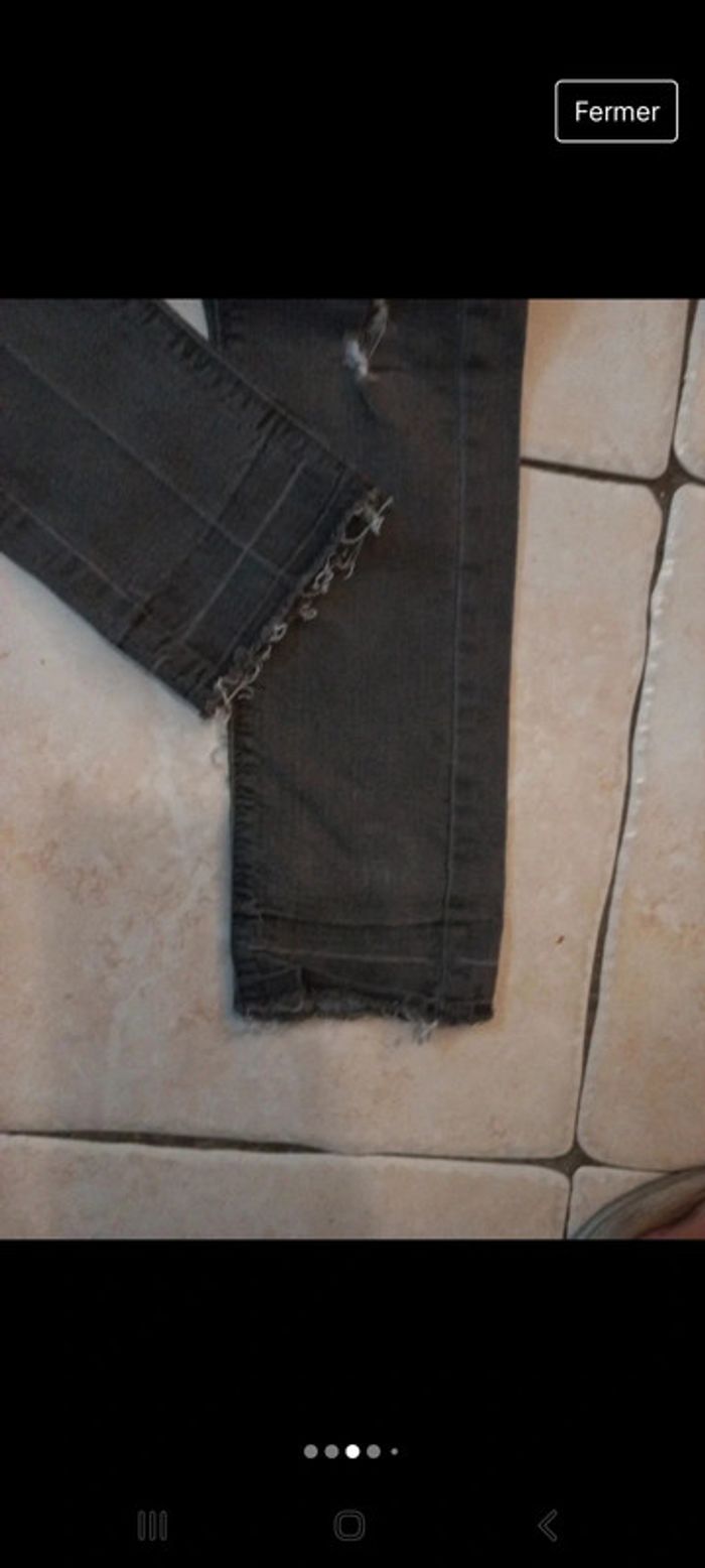 Jeans slim effet troué 😜 - photo numéro 3