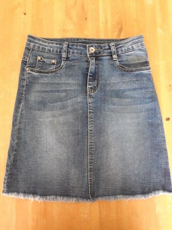Jupe en jean taille XS neuve