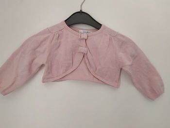 Boléro rose pâle 12 mois