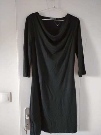 Robe manche trois quart 34/36 neuve