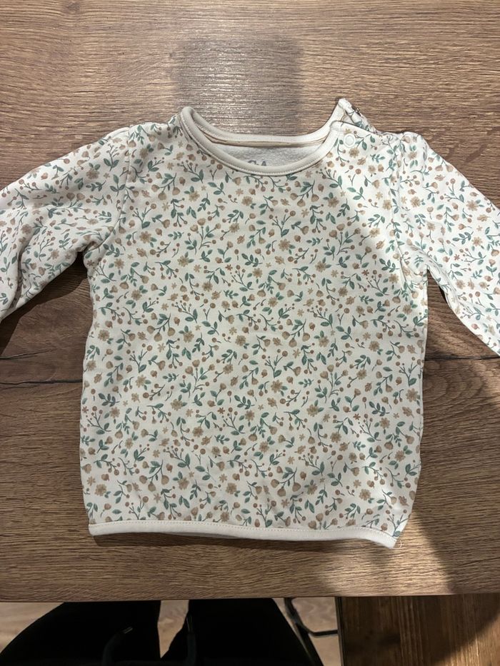 Lot vêtements bébé fille - photo numéro 4