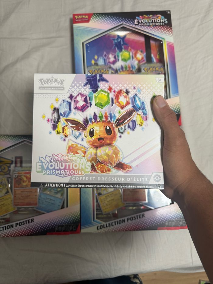 Lot de coffret Pokémon évolutions prismatiques - photo numéro 2