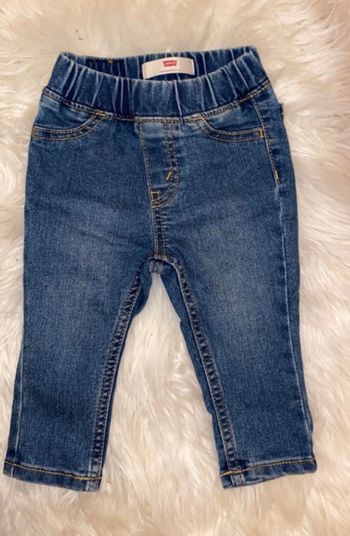 Jean levis bébé