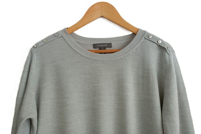 Pull fin gris. Col rond. Primark. Taille 40 / 42 - photo numéro 2