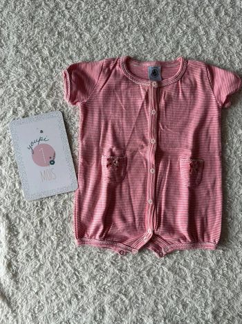 Combinaison grenouillère, barboteuse, taille 1 mois, marque petit bateau