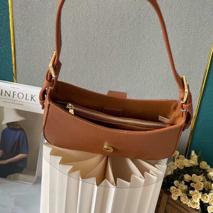 Louis Vuitton M24611 - photo numéro 8