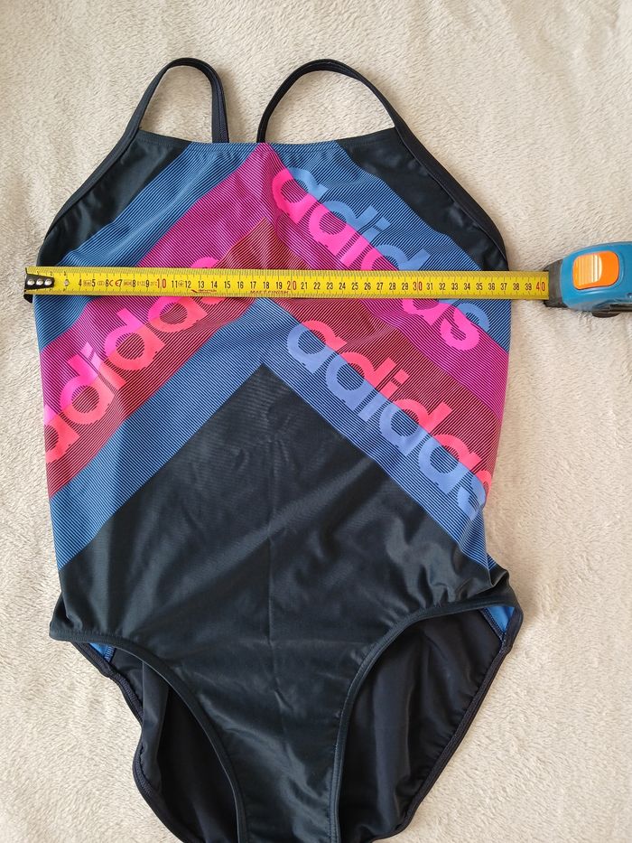 Maillot de bain  1 pièce Adidas 
Taille M - photo numéro 6