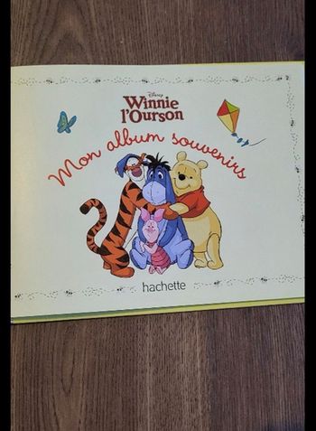 Livre d’album souvenir de naissance Winnie l’ourson