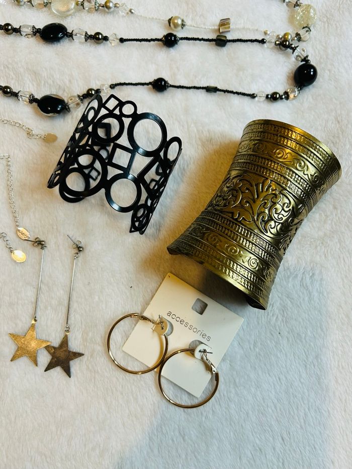 Lot bijoux fantaisie - photo numéro 2